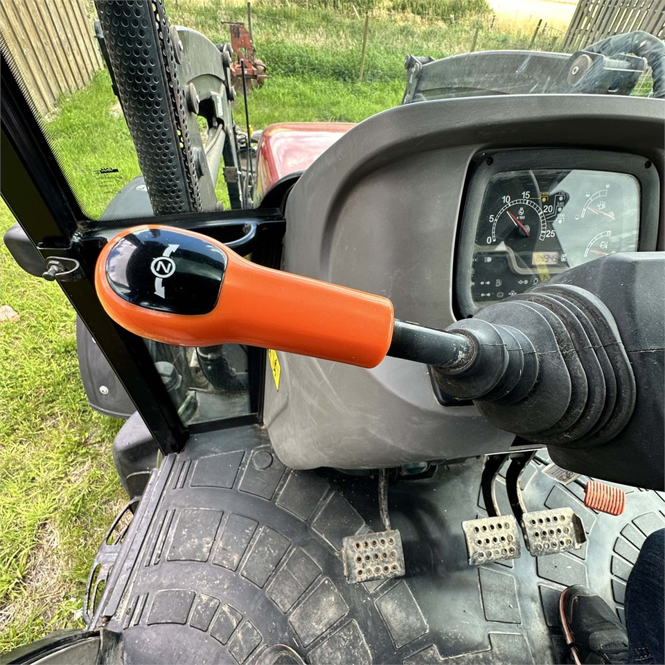 Traktor Case IH Farmall 65 A: das Bild 25
