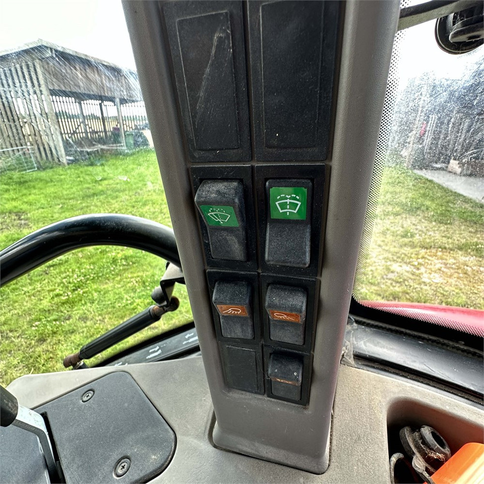Traktor Case IH Farmall 65 A: das Bild 31