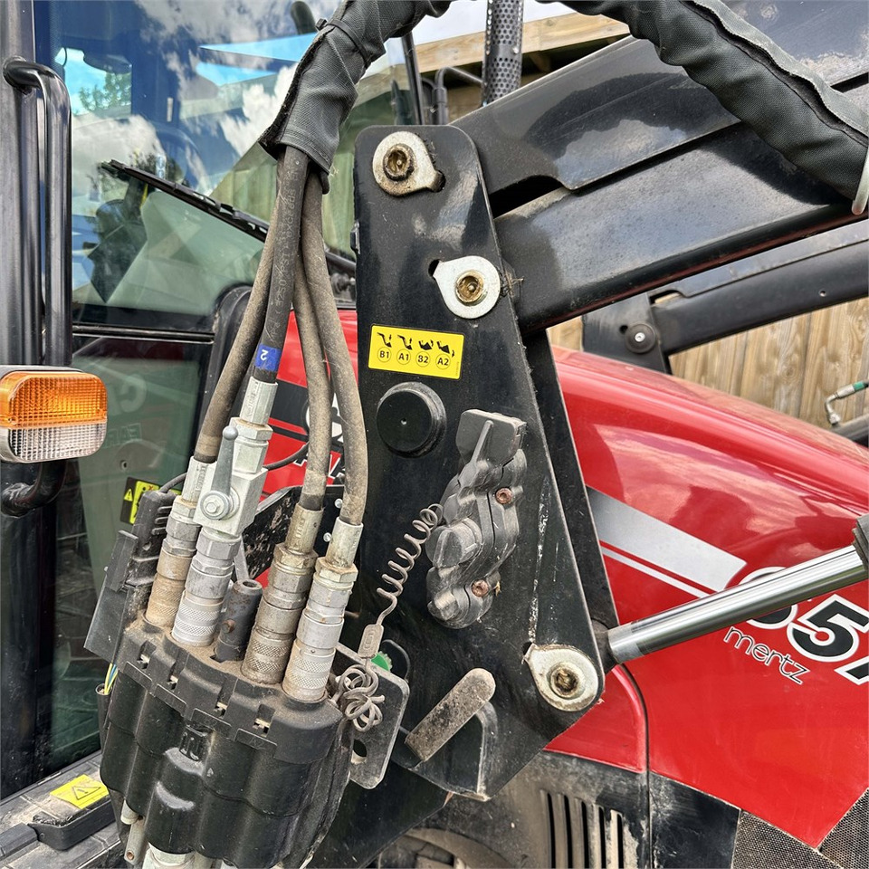 Traktor Case IH Farmall 65 A: das Bild 12