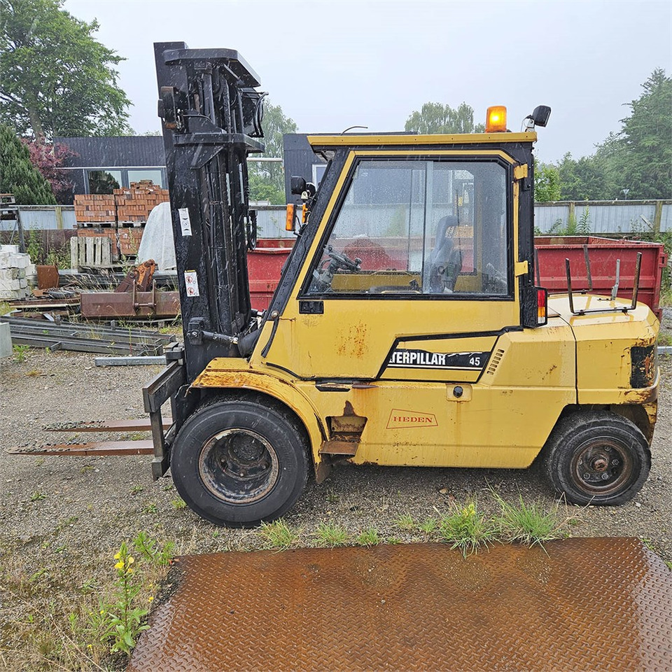 Caterpillar DP45 - Gabelstapler: das Bild 2 Caterpillar DP45 - Gabelstapler: das Bild 2