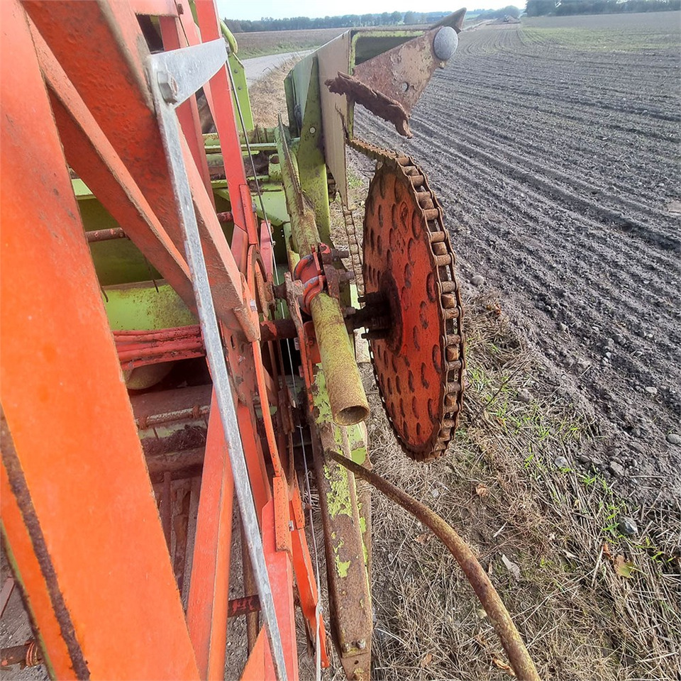 Erntemaschine Claas Mercator 60: das Bild 26