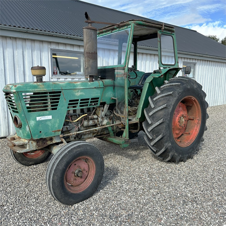 Deutz D 60 06 - Traktor: das Bild 1 Deutz D 60 06 - Traktor: das Bild 1