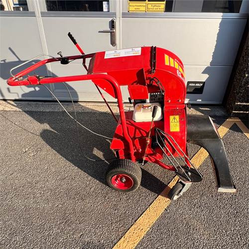 Echo Hurrican ES-400PIA - Reinigungsmaschine: das Bild 3 Echo Hurrican ES-400PIA - Reinigungsmaschine: das Bild 3