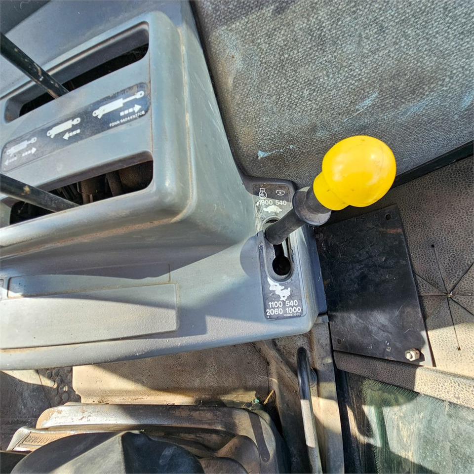 Traktor Ford 8340 Powerstar SLE: das Bild 12