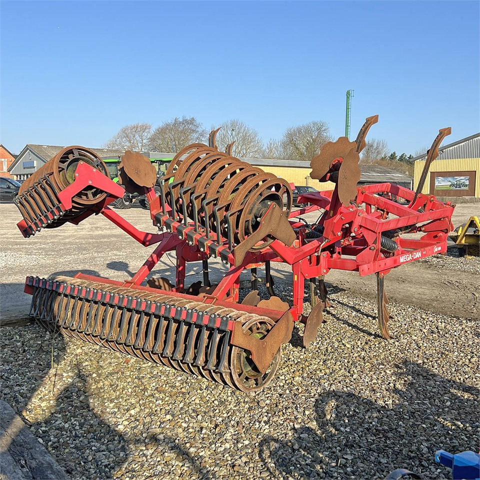 HE-VA Mega-Dan MK2 - Technik für Bodenbearbeitung: das Bild 1 HE-VA Mega-Dan MK2 - Technik für Bodenbearbeitung: das Bild 1