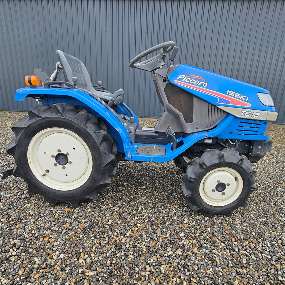 Iseki Piccoro TC13 - Kommunaltraktor: das Bild 3 Iseki Piccoro TC13 - Kommunaltraktor: das Bild 3