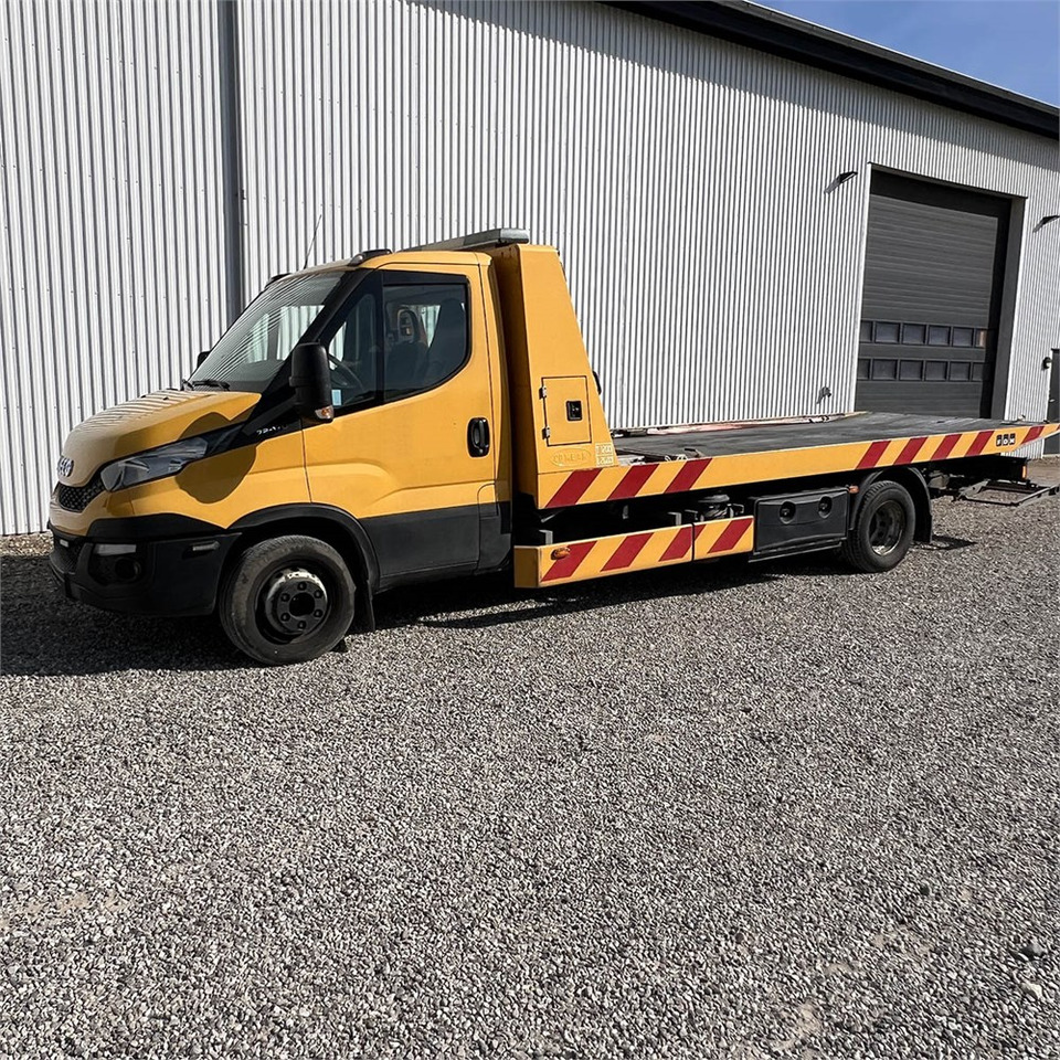 Iveco Daily 70c - Abschleppwagen: das Bild 1 Iveco Daily 70c - Abschleppwagen: das Bild 1