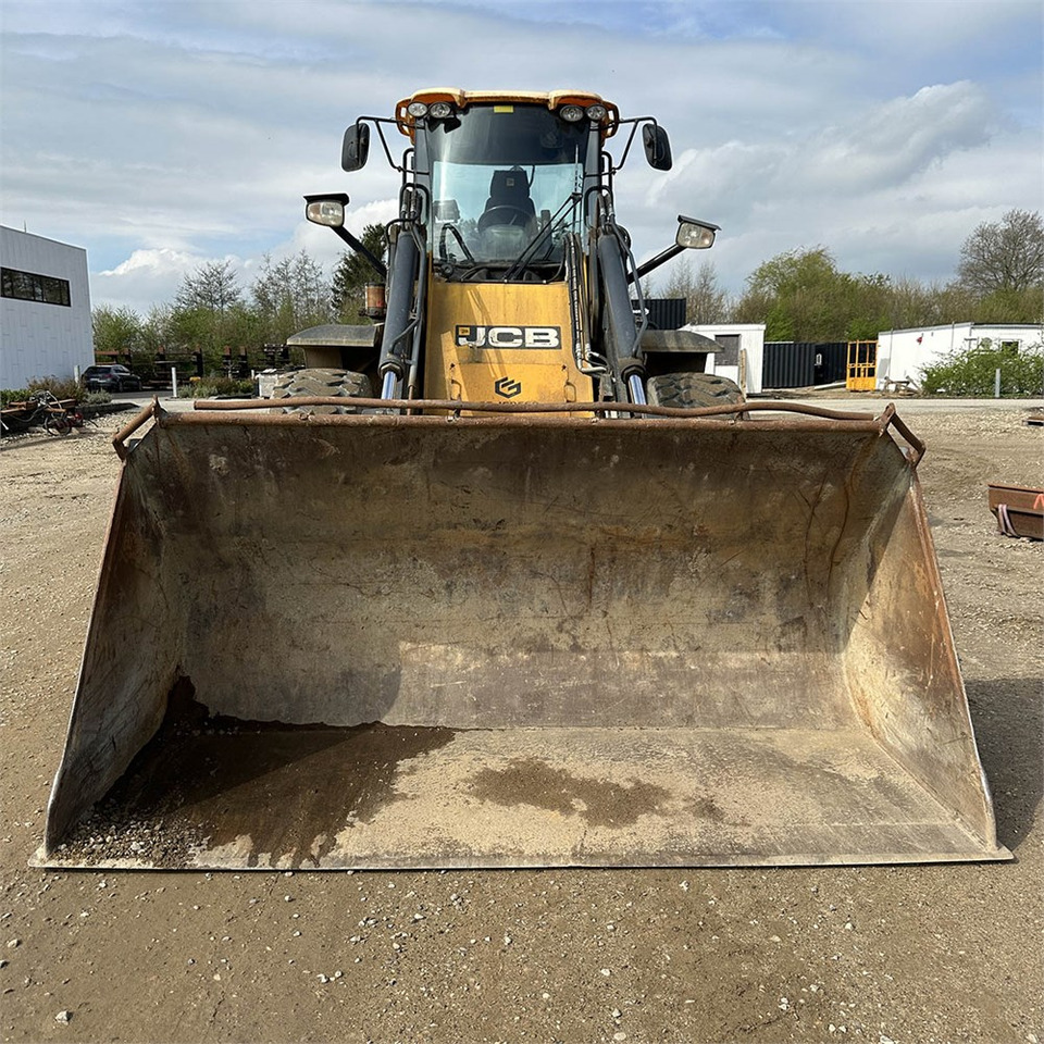 Radlader JCB 437 HT: das Bild 9