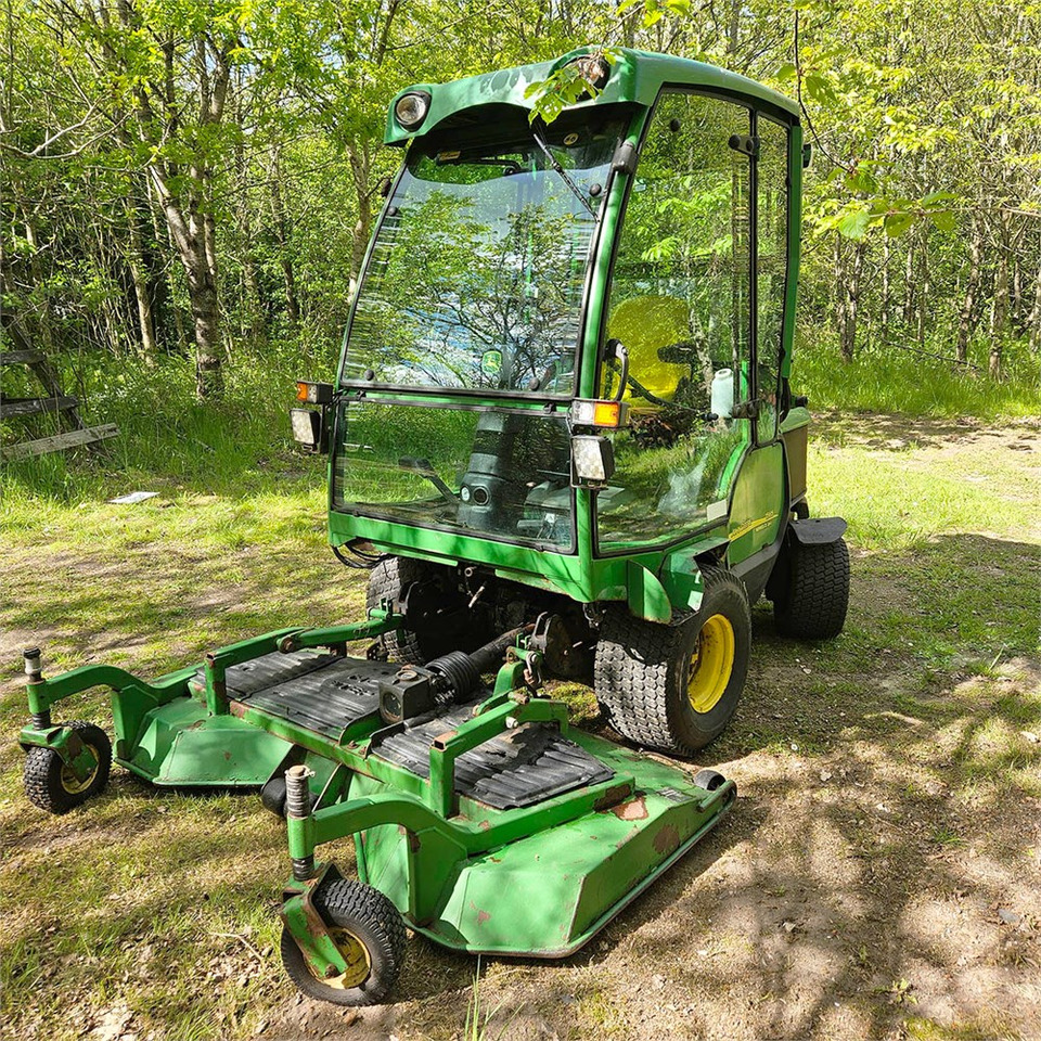 John Deere 1565 Series II 4WD - Rasenmäher: das Bild 1 John Deere 1565 Series II 4WD - Rasenmäher: das Bild 1