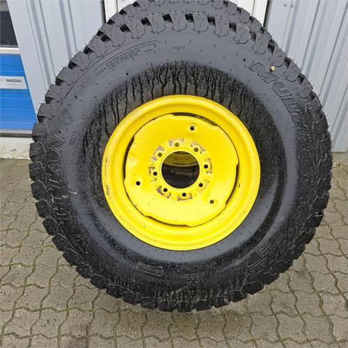 John Deere 2 styk - Traktor: das Bild 1 John Deere 2 styk - Traktor: das Bild 1