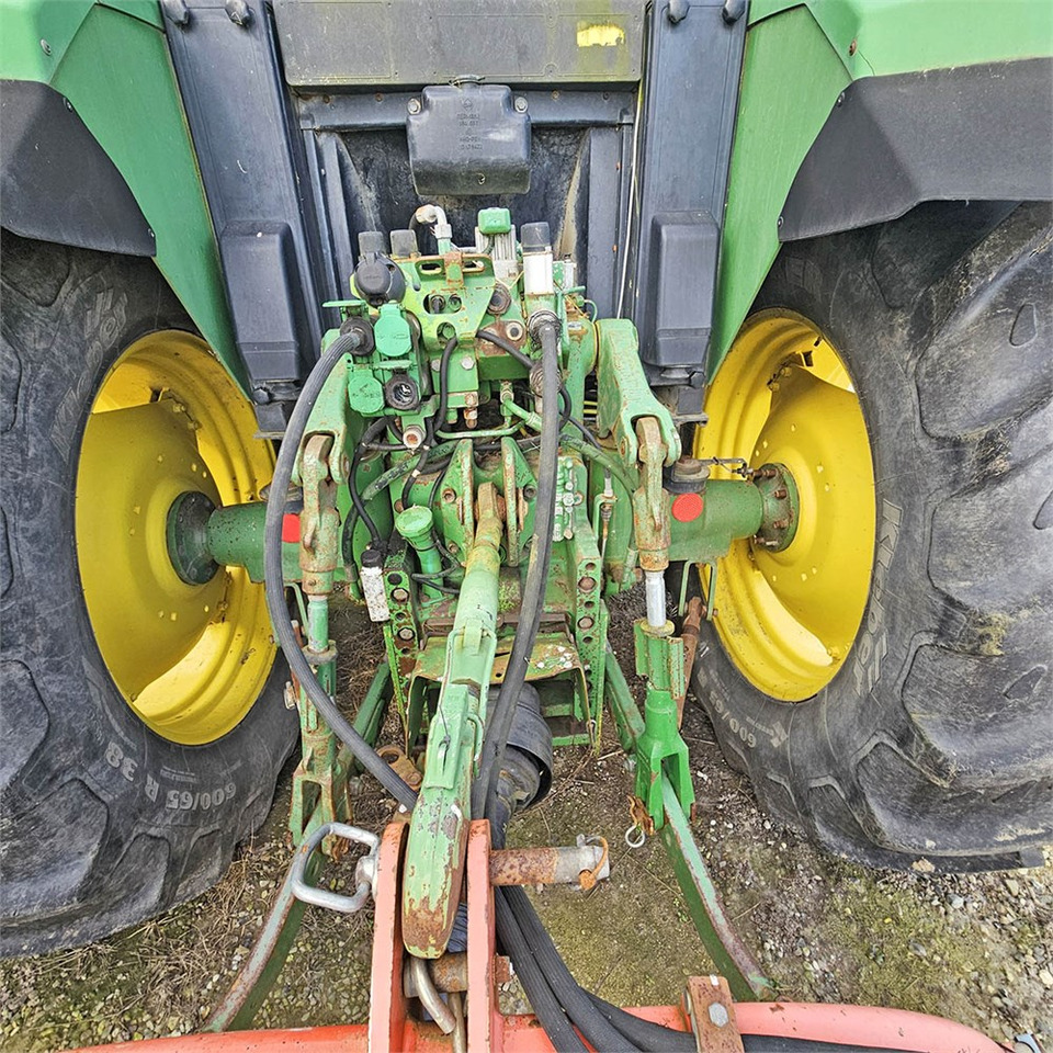 Traktor John Deere 6610: das Bild 22