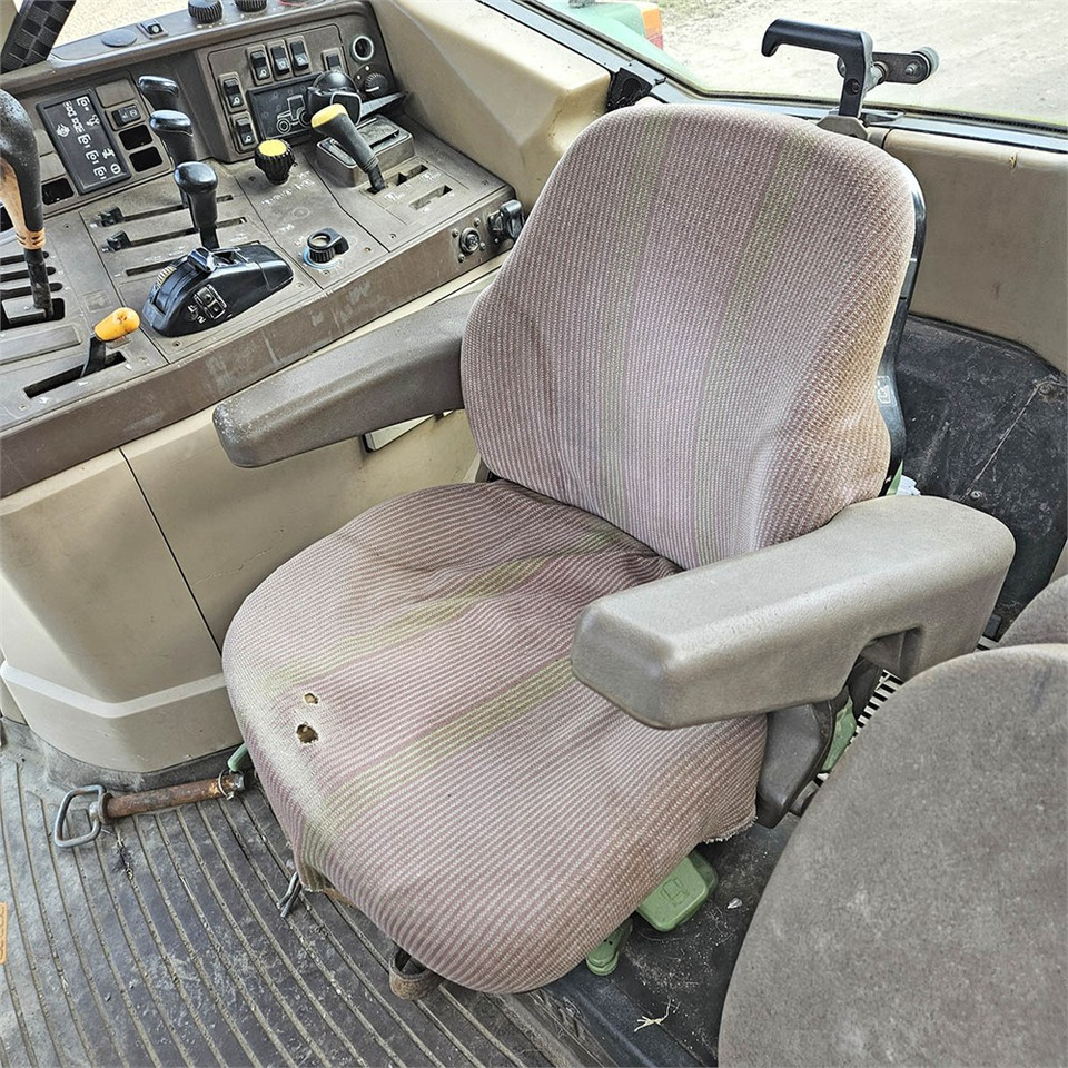 Traktor John Deere 6610: das Bild 10