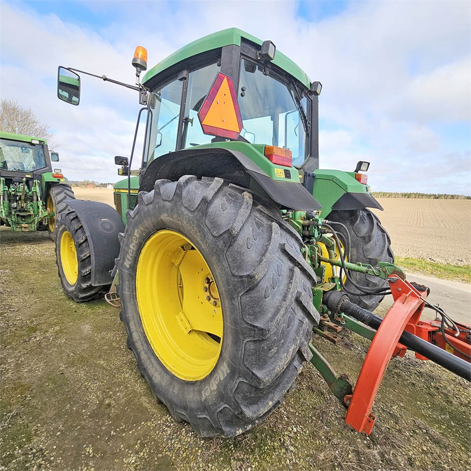 Traktor John Deere 6610: das Bild 6