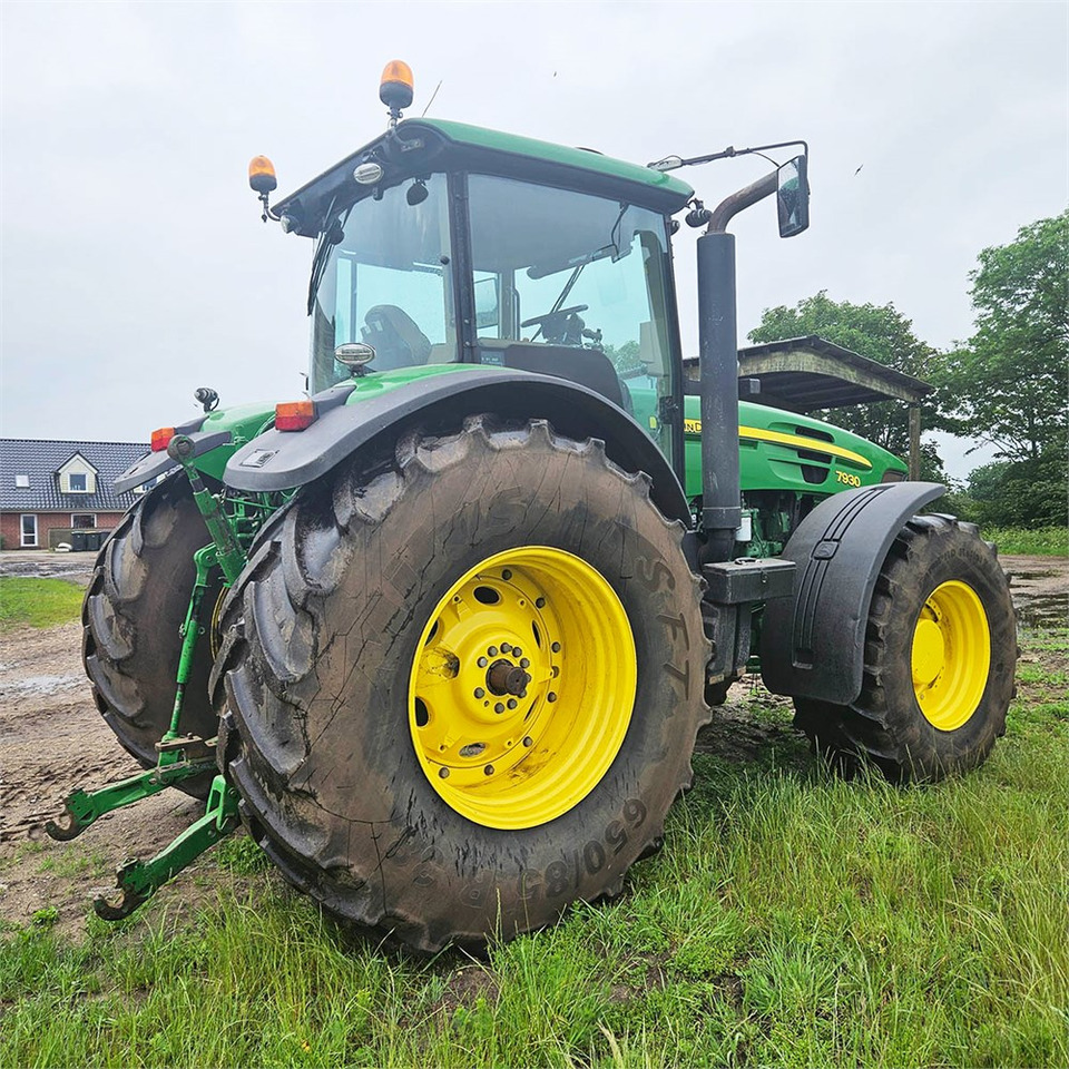 John Deere 7930 - Traktor: das Bild 5 John Deere 7930 - Traktor: das Bild 5