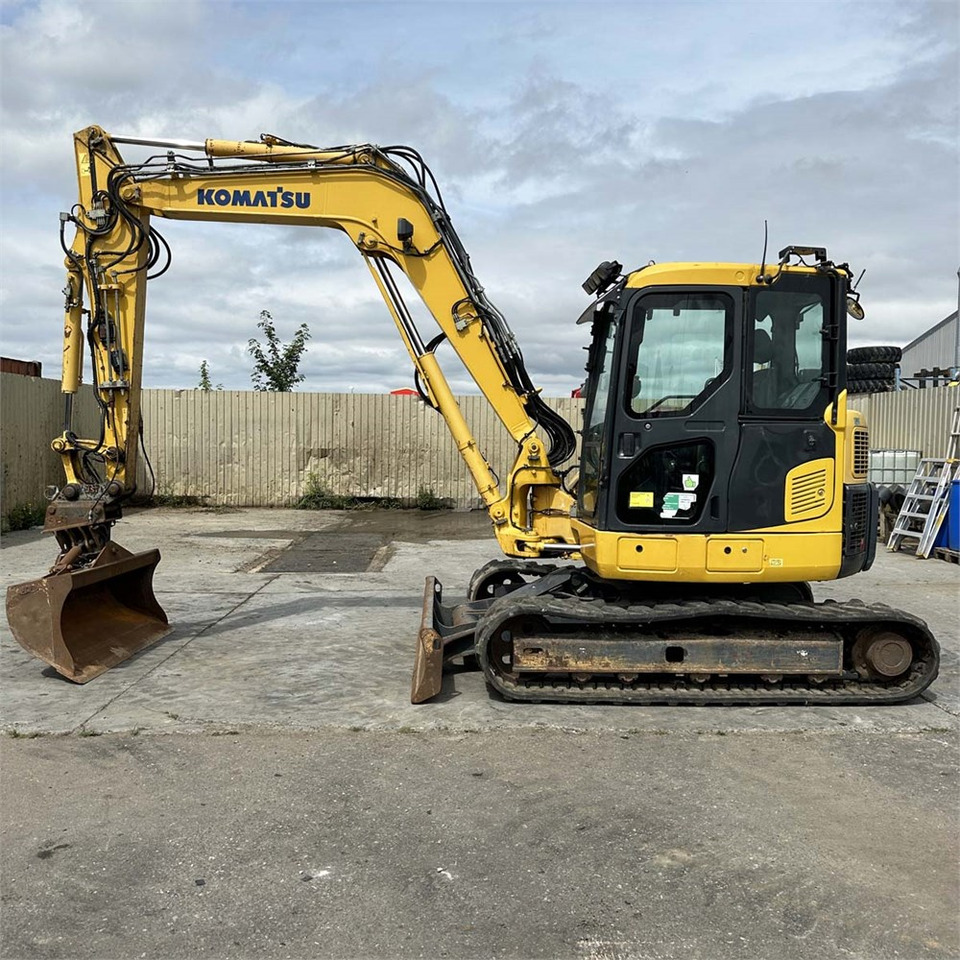Komatsu PC88MR-8 - Minibagger: das Bild 2 Komatsu PC88MR-8 - Minibagger: das Bild 2