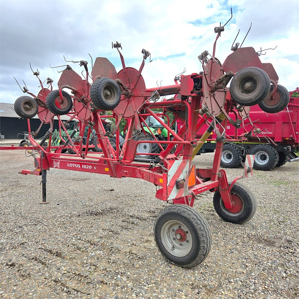 LELY Lotus 1020 s - Grünlandtechnik: das Bild 5 LELY Lotus 1020 s - Grünlandtechnik: das Bild 5