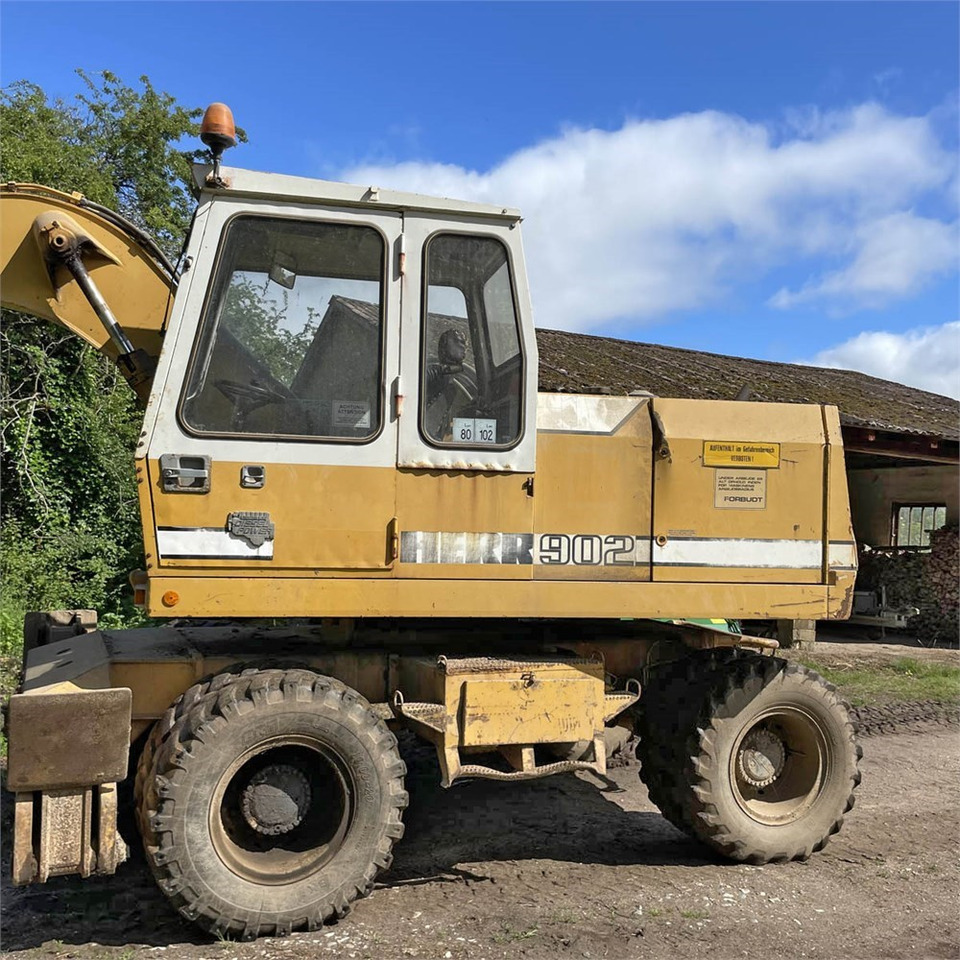 Liebherr A 902 - Mobilbagger: das Bild 3 Liebherr A 902 - Mobilbagger: das Bild 3