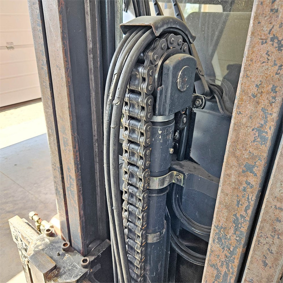 Gabelstapler Linde E16 P: das Bild 21 Gabelstapler Linde E16 P: das Bild 21