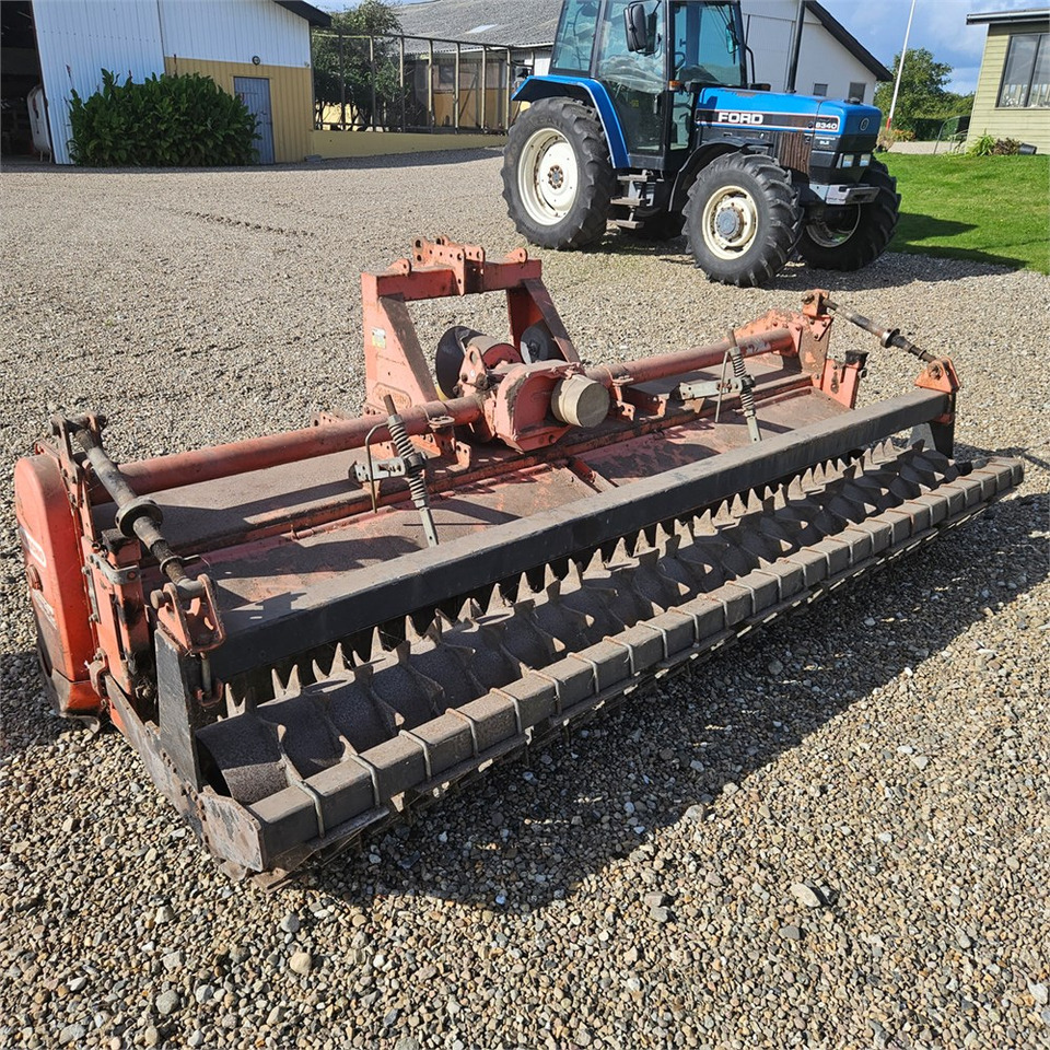 Maschio CB300 - Bodenfräse: das Bild 2 Maschio CB300 - Bodenfräse: das Bild 2