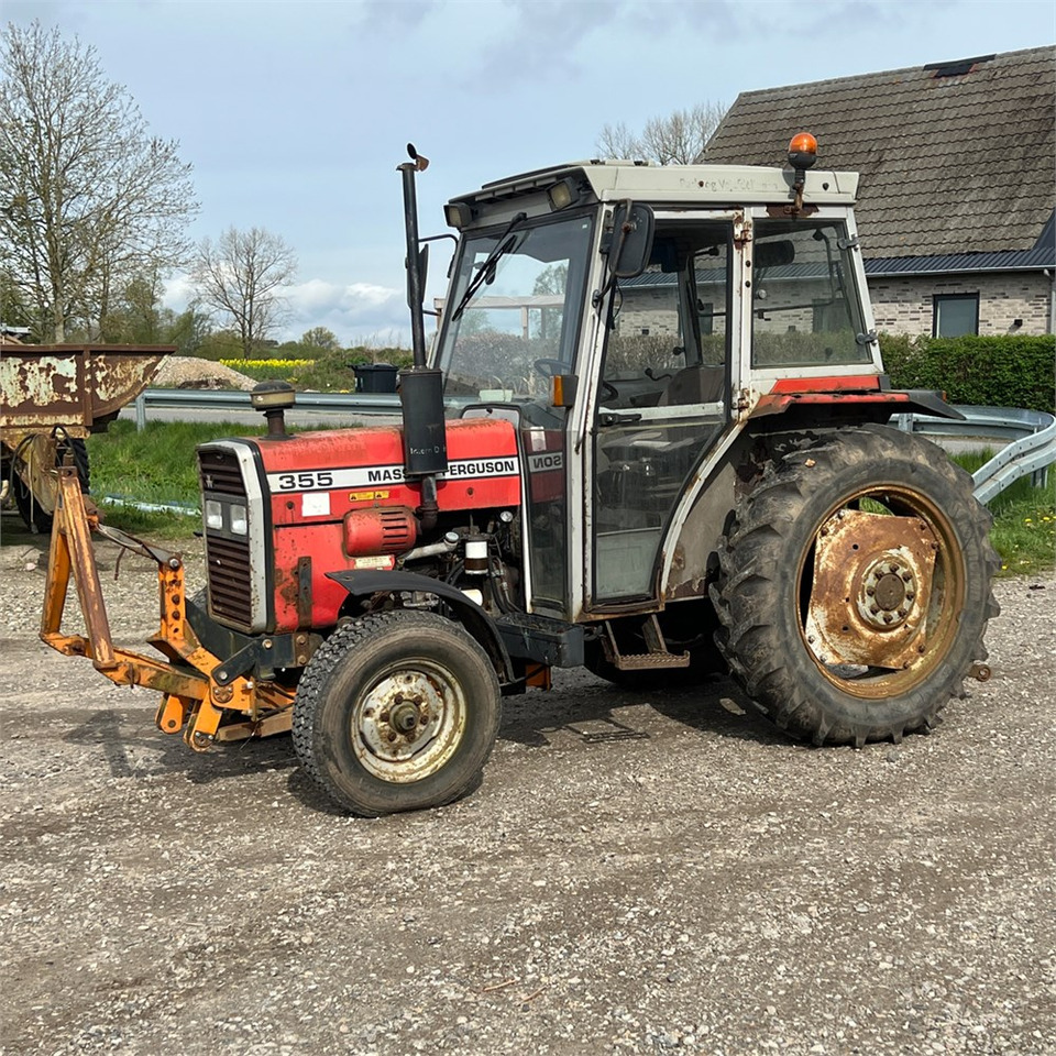 Massey Ferguson 355 - Traktor: das Bild 2 Massey Ferguson 355 - Traktor: das Bild 2