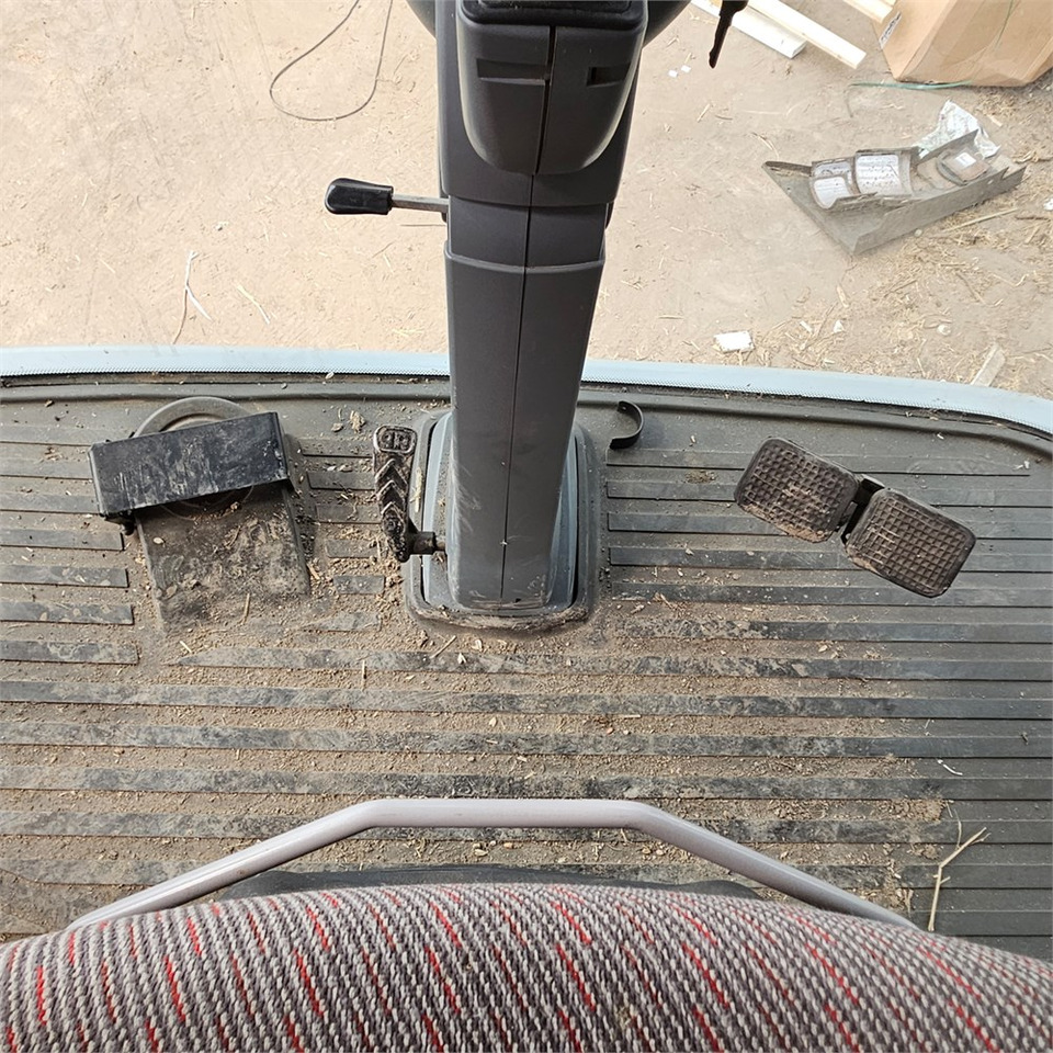 Erntemaschine Massey Ferguson Centora 7282: das Bild 27