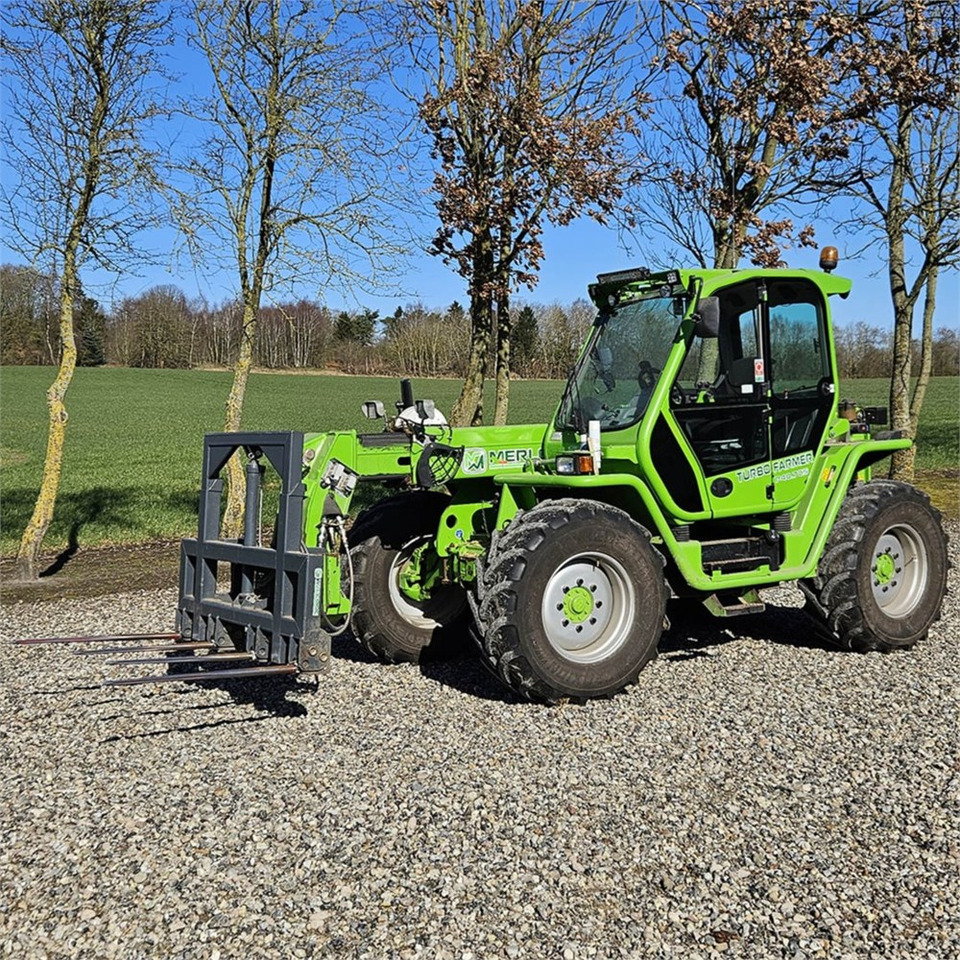 Merlo TURBO FARMER P40.7CS - Teleskoplader: das Bild 1 Merlo TURBO FARMER P40.7CS - Teleskoplader: das Bild 1