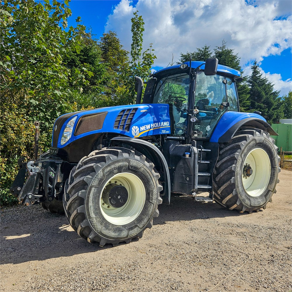 New Holland T8.390 - Traktor: das Bild 1 New Holland T8.390 - Traktor: das Bild 1