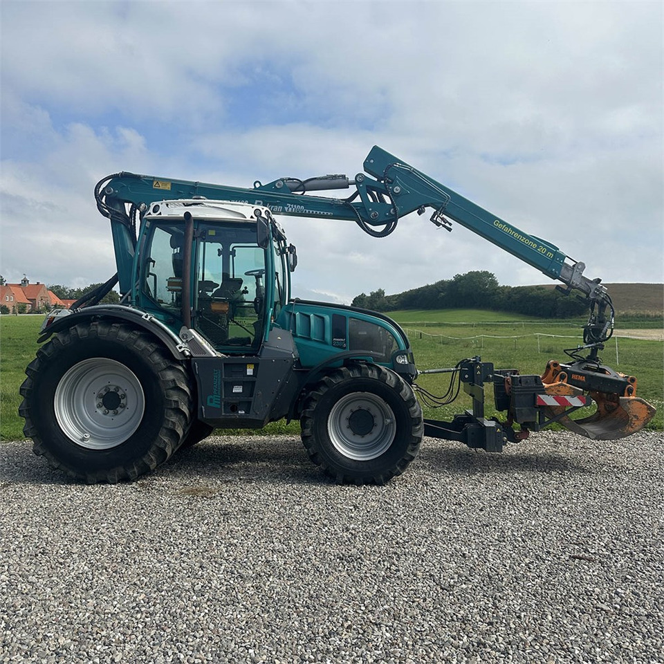 PM Pfanzelt PM-Trac 2385.5 - Forsttraktor: das Bild 2 PM Pfanzelt PM-Trac 2385.5 - Forsttraktor: das Bild 2