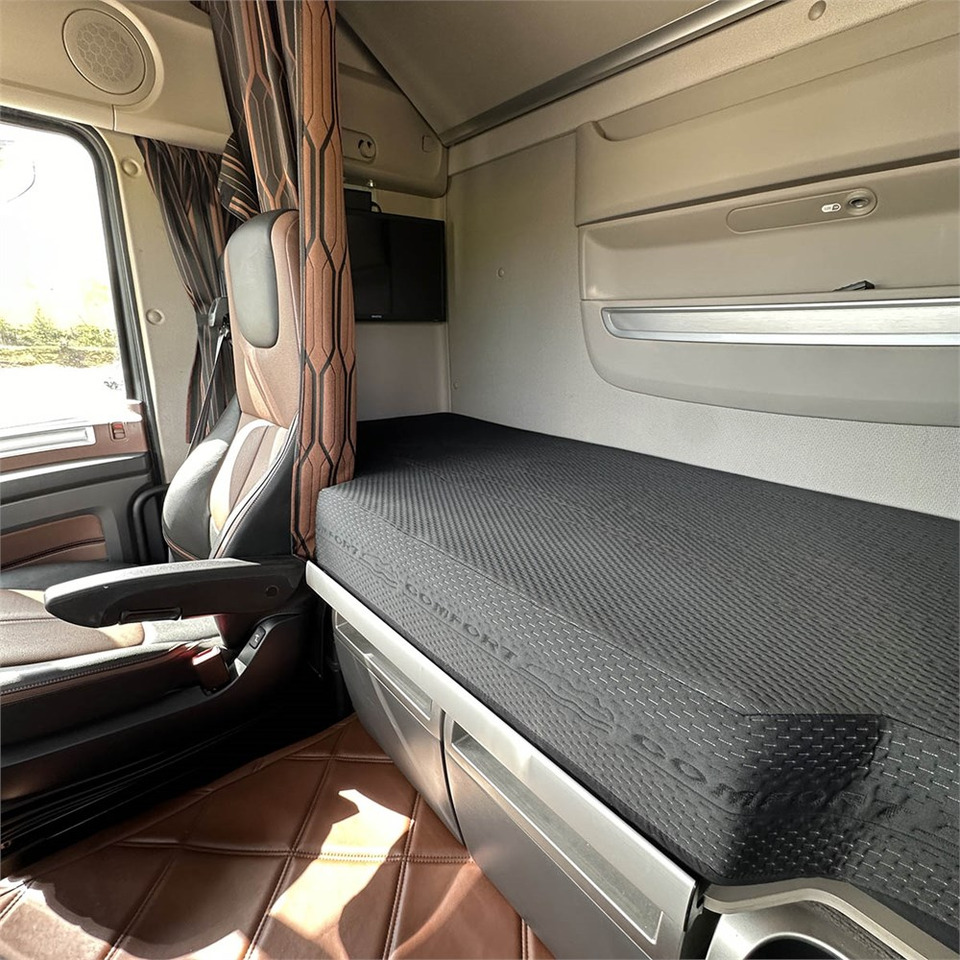 Sattelzugmaschine DAF XF-Serien FTR: das Bild 14
