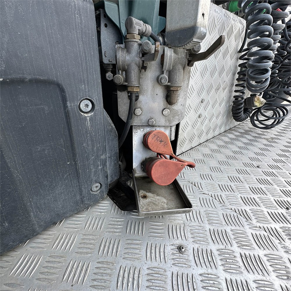 Sattelzugmaschine DAF XF-Serien FTR: das Bild 26