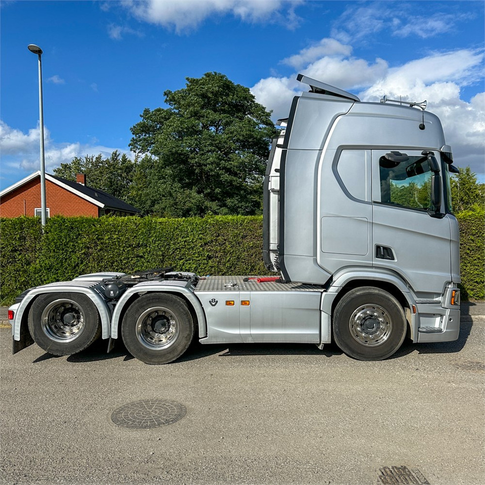 Scania R530 (A6X2NB) - Sattelzugmaschine: das Bild 3 Scania R530 (A6X2NB) - Sattelzugmaschine: das Bild 3