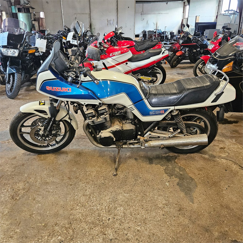 Suzuki GSX 1100 ES - Motorrad: das Bild 4 Suzuki GSX 1100 ES - Motorrad: das Bild 4