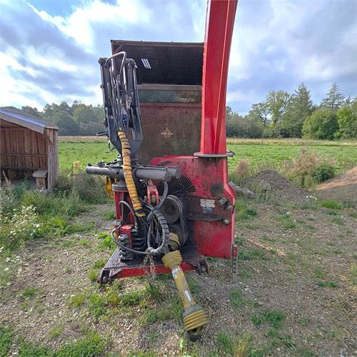 TP 280 PTO - Holzschredder: das Bild 2 TP 280 PTO - Holzschredder: das Bild 2