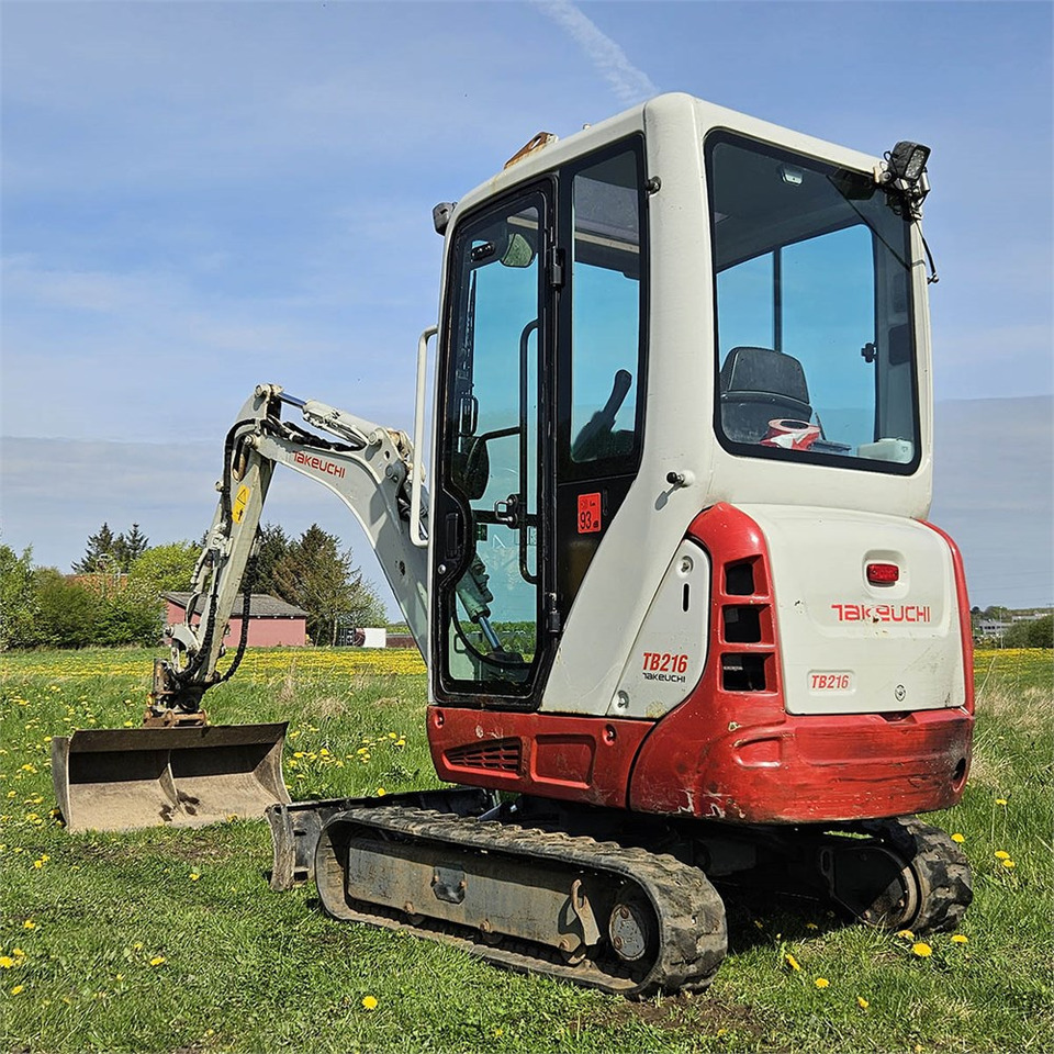 Takeuchi TB216 - Minibagger: das Bild 1 Takeuchi TB216 - Minibagger: das Bild 1