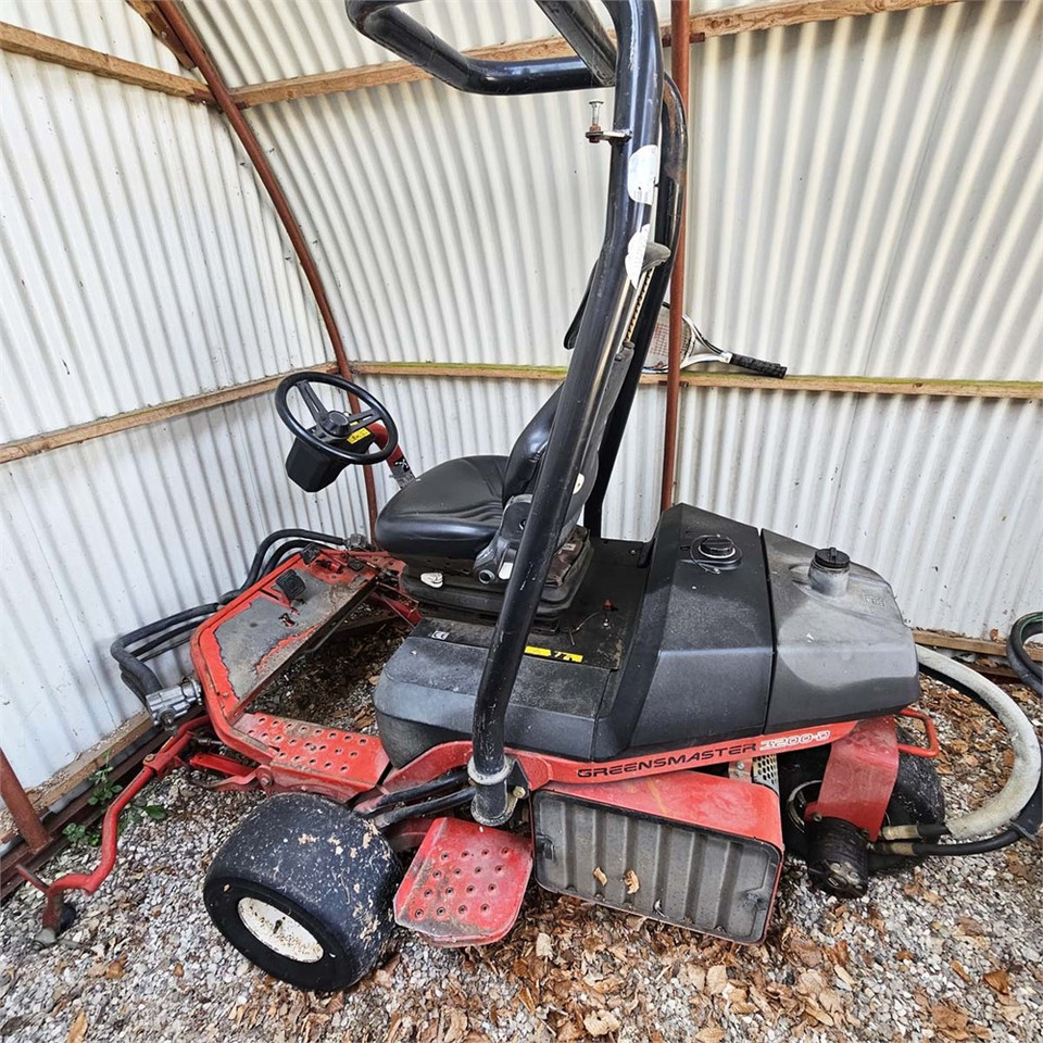 Toro Greensmaster 3200-D - Rasenmäher: das Bild 2 Toro Greensmaster 3200-D - Rasenmäher: das Bild 2