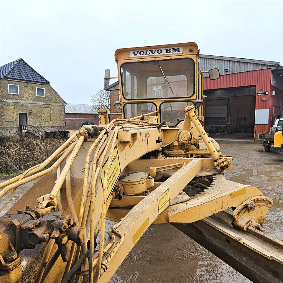 Grader Volvo VHK-310 BM: das Bild 12