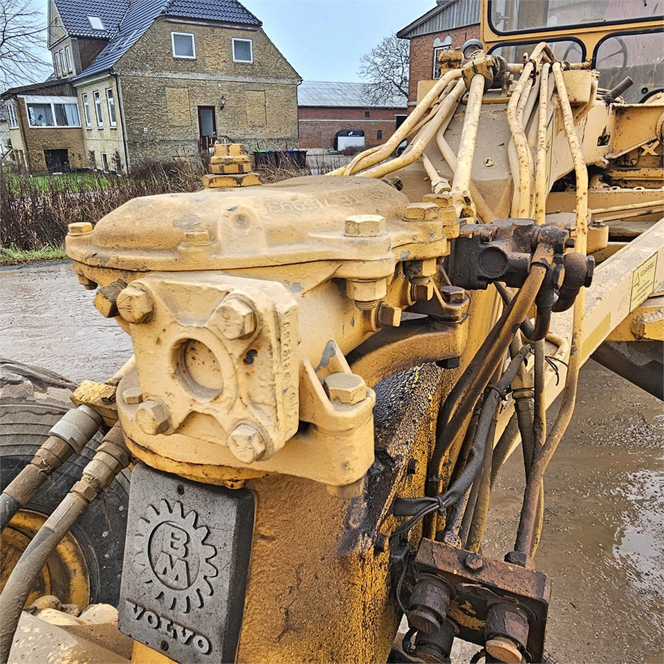 Grader Volvo VHK-310 BM: das Bild 13