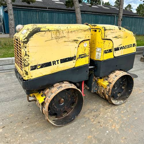 Wacker Neuson RT82 SC2 - Kleine Walze: das Bild 2 Wacker Neuson RT82 SC2 - Kleine Walze: das Bild 2