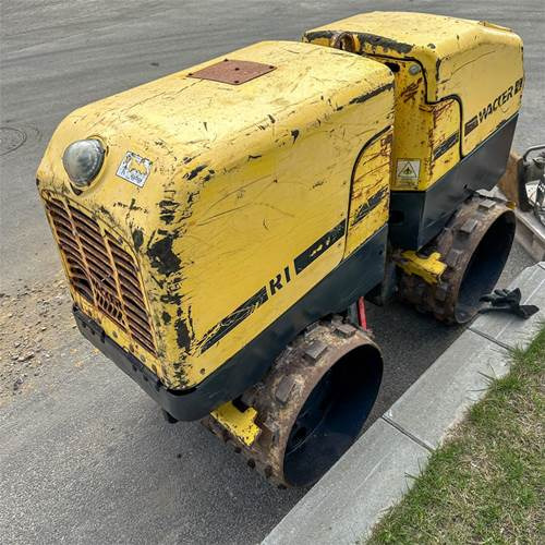 Wacker Neuson RT82 SC2 - Kleine Walze: das Bild 3 Wacker Neuson RT82 SC2 - Kleine Walze: das Bild 3