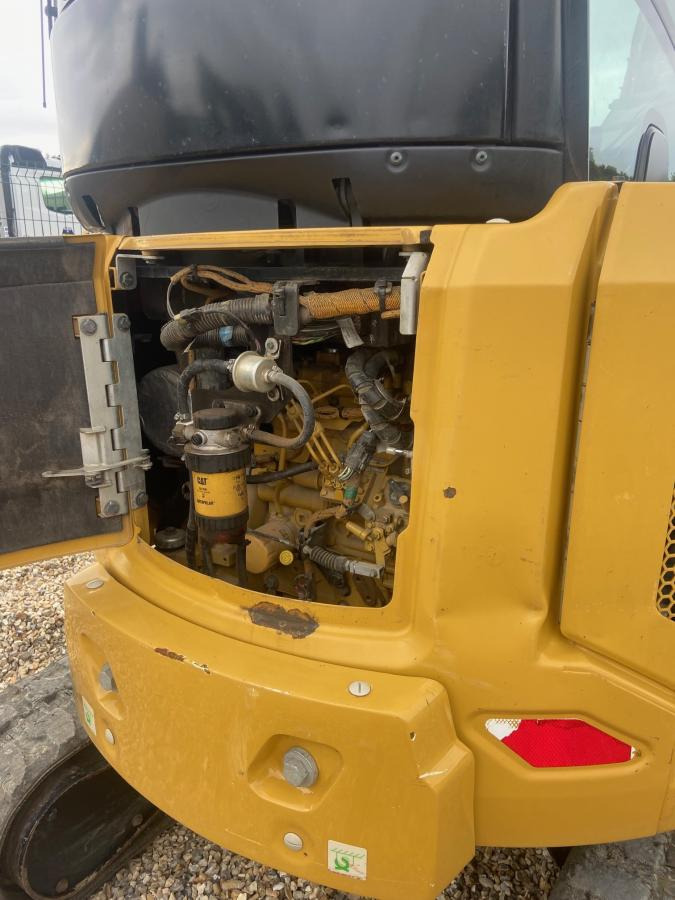 Caterpillar 302.7 CR - Minibagger: das Bild 5 Caterpillar 302.7 CR - Minibagger: das Bild 5