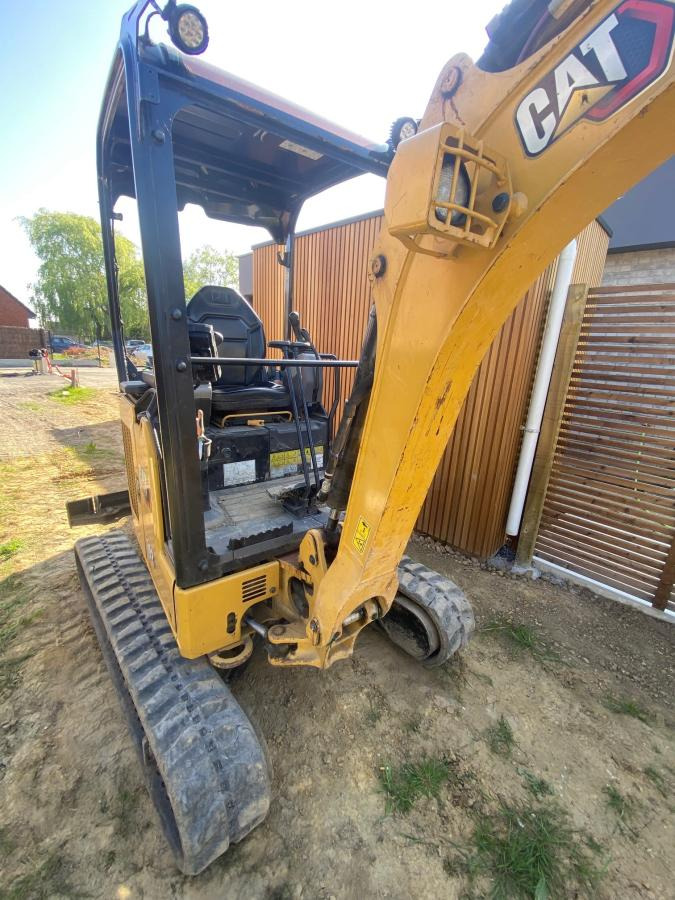 Caterpillar 302 CR - Minibagger: das Bild 2 Caterpillar 302 CR - Minibagger: das Bild 2
