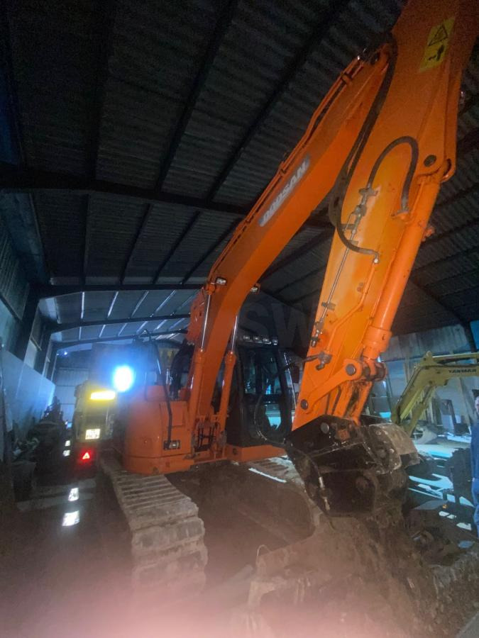 Doosan DX 140LCR - Kettenbagger: das Bild 2 Doosan DX 140LCR - Kettenbagger: das Bild 2