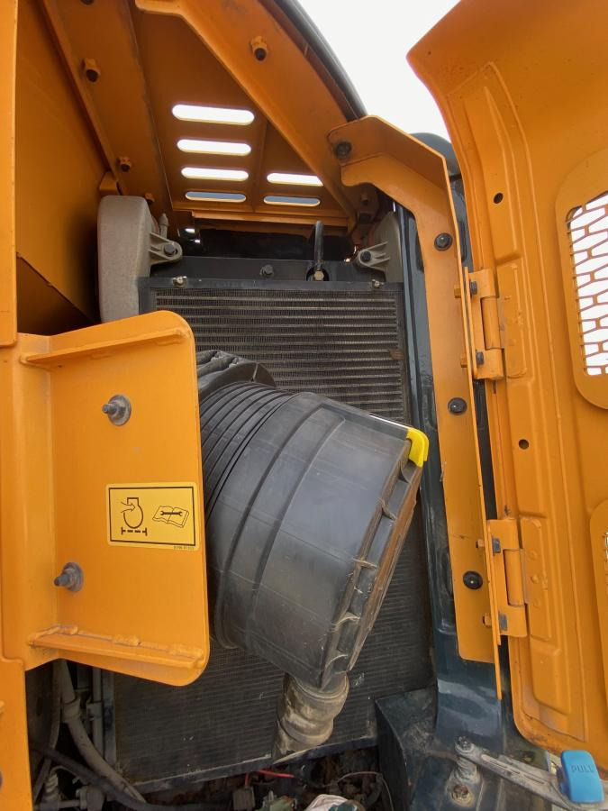 Kettenbagger Hyundai HX 145LCR: das Bild 13