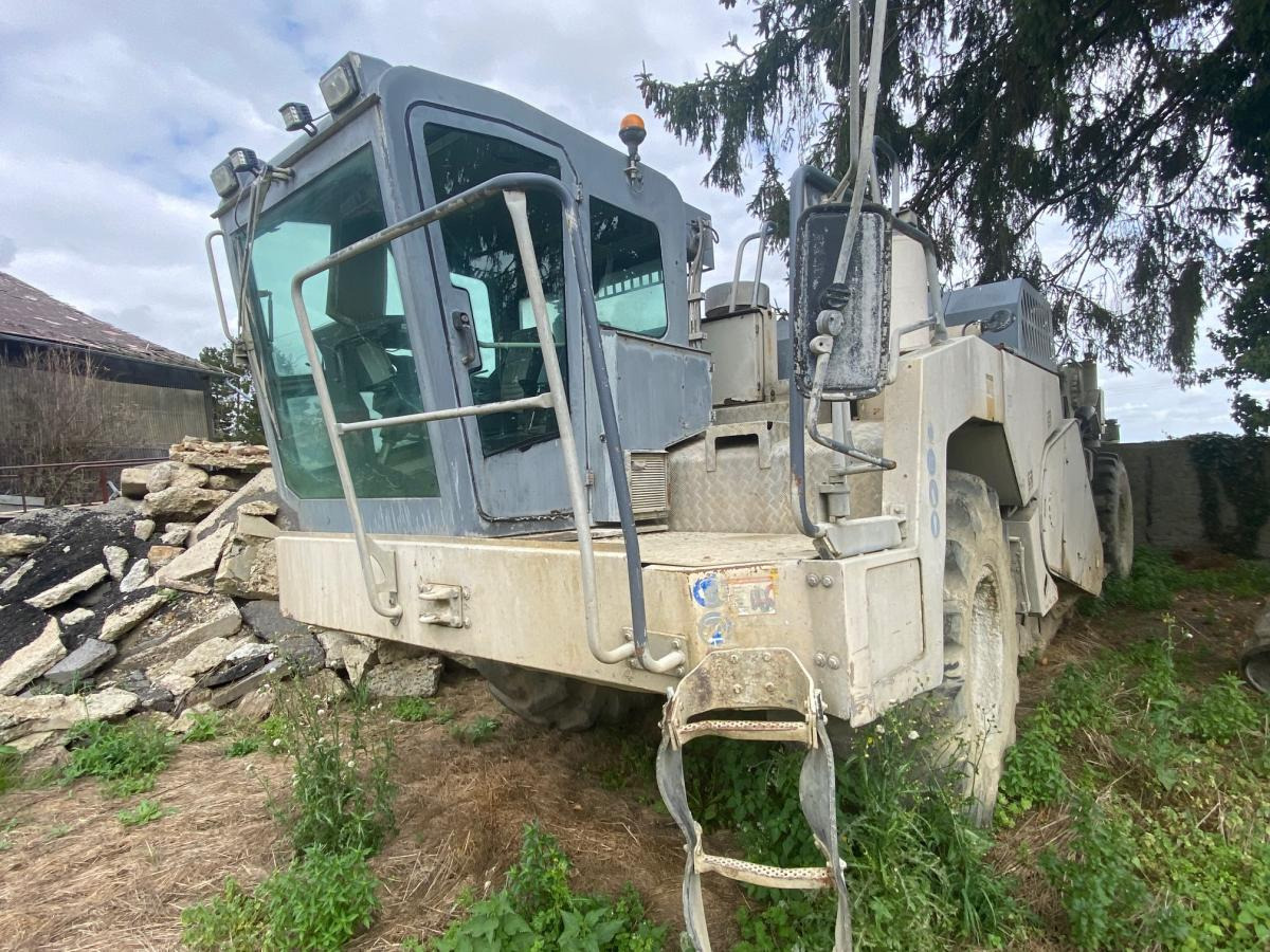 WIRTGEN WR 2400 - Bodenstabilisierer: das Bild 2 WIRTGEN WR 2400 - Bodenstabilisierer: das Bild 2