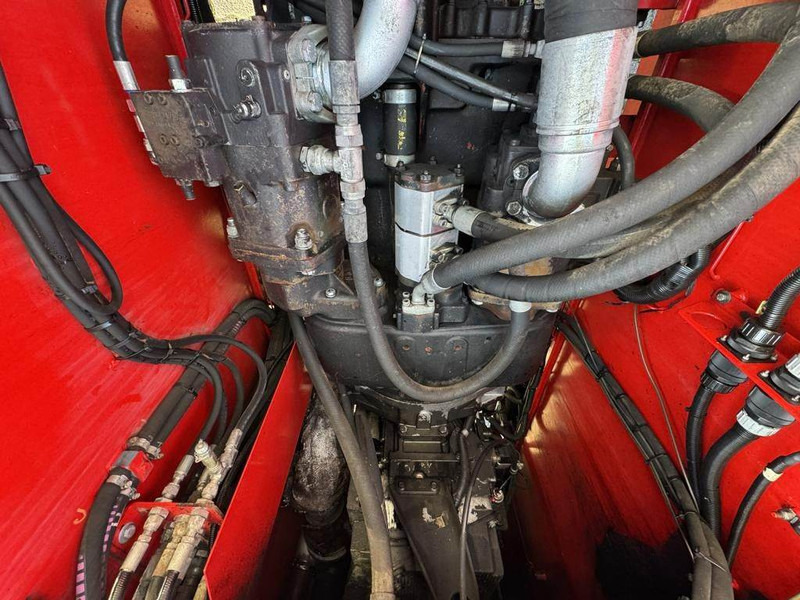 CVS Ferrari F481 - Reach stacker: das Bild 4 CVS Ferrari F481 - Reach stacker: das Bild 4