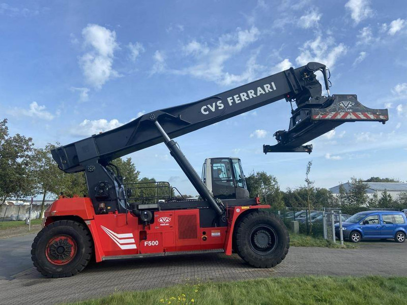 CVS Ferrari F500RS6 - Reach stacker: das Bild 1 CVS Ferrari F500RS6 - Reach stacker: das Bild 1