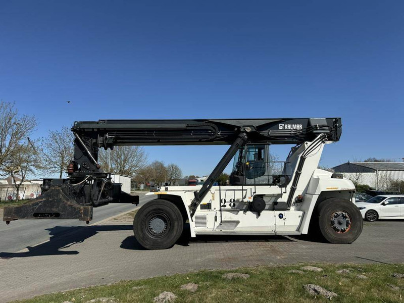 Kalmar DRG450-60S5 - Reach stacker: das Bild 2 Kalmar DRG450-60S5 - Reach stacker: das Bild 2