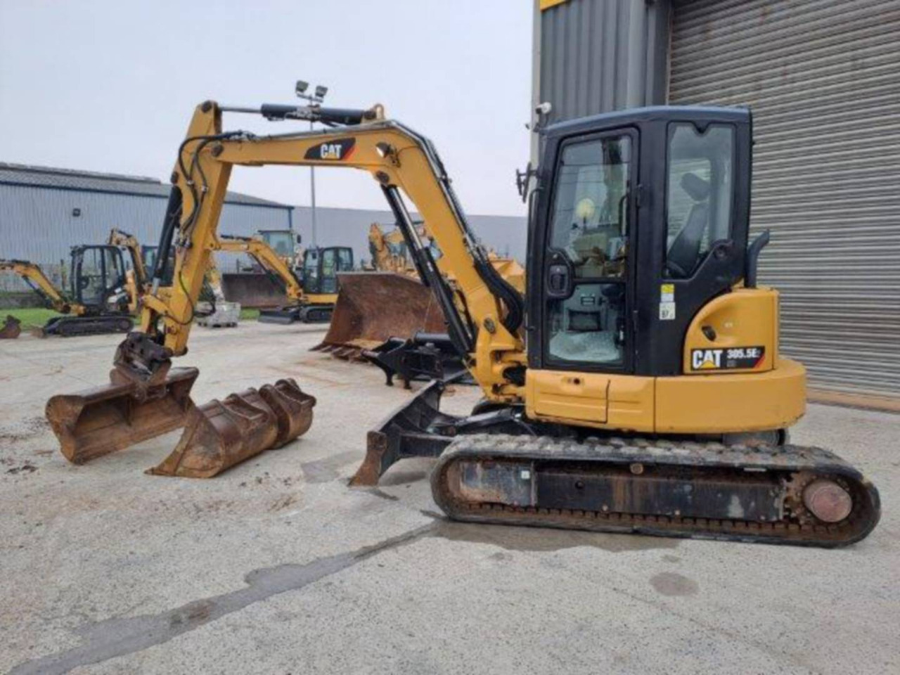 CAT 305.5E2 - Kettenbagger: das Bild 4 CAT 305.5E2 - Kettenbagger: das Bild 4