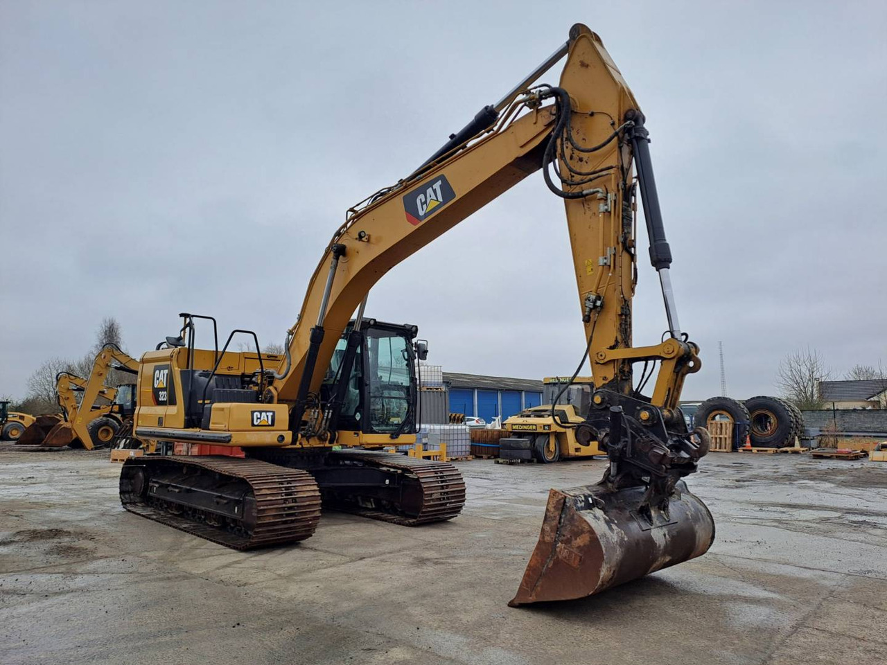 CAT 323 - Kettenbagger: das Bild 1 CAT 323 - Kettenbagger: das Bild 1