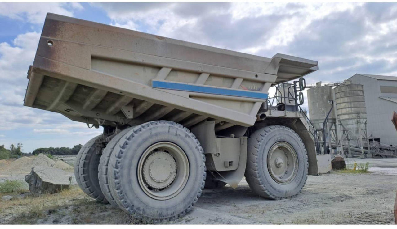 CAT 777F - Dumper Starr: das Bild 3 CAT 777F - Dumper Starr: das Bild 3